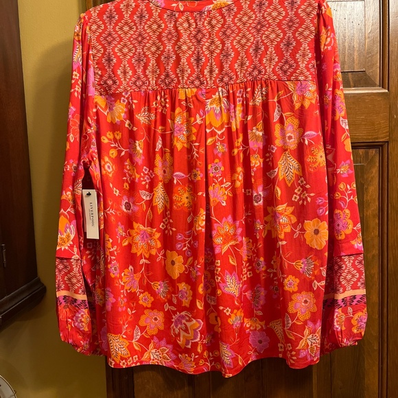 NWT Liverpool Los Angeles Red/Orange Print Top.  Sz. Lg. - Picture 7 of 16